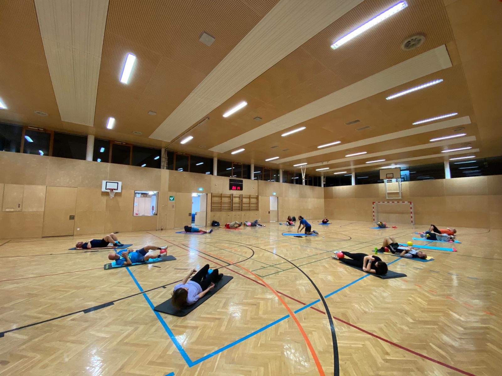 Training in der Mehrzweckhalle Weinitzen